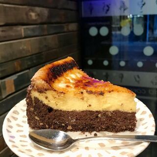 Baked Cheesecake (whole)